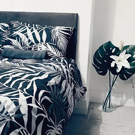Trendy Room1 - Wifi Ls7 4 * ليدز