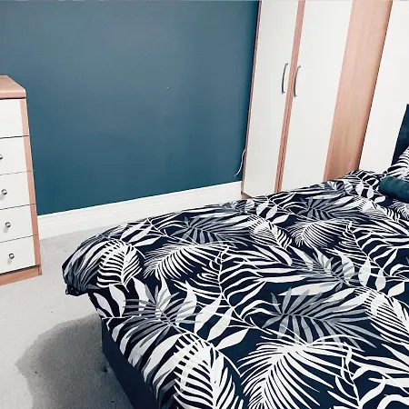 منزل للإقامة Trendy Room1 - Wifi Ls7 4 ليدز
